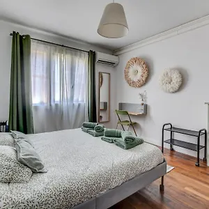  Appartement La Maison Bleue 65 M2 , Coeur Des Minimes A